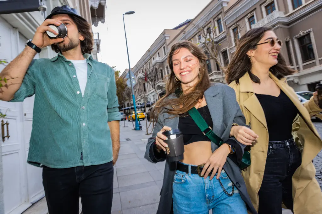 Chicas sonriendo